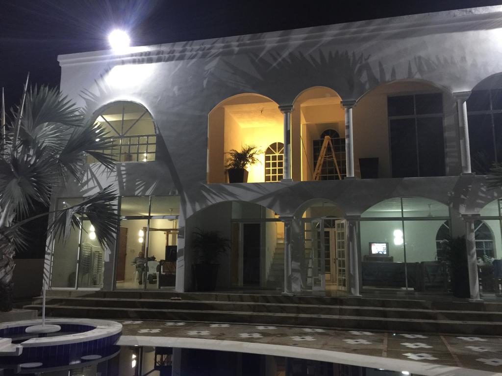 Piscina en Melgar El Rubí